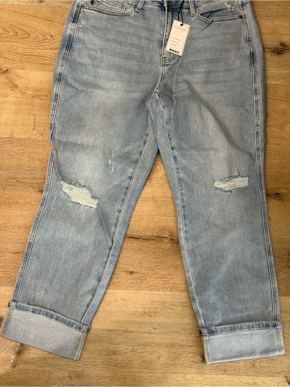 Judy Blue Light Blue Distressed Boyfriend Jeans